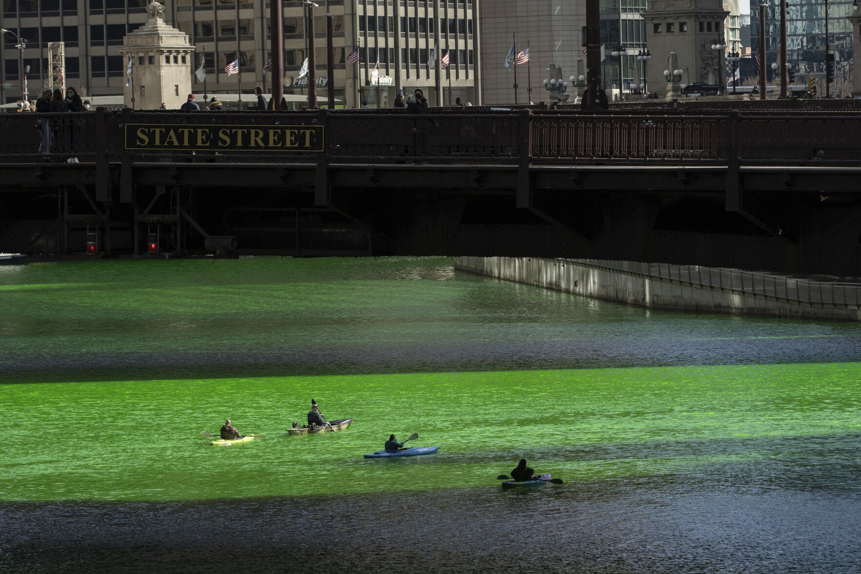Virus Outbreak-Chicago River